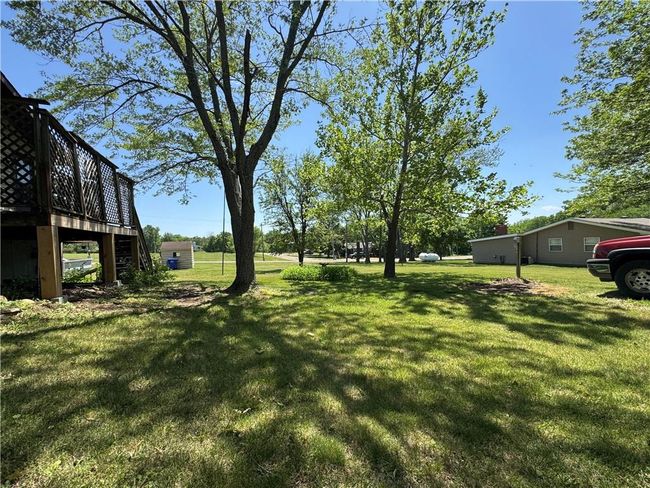 8833 Hickory Ln, House other with 2 bedrooms, 2 bathrooms and null parking in Ozawkie KS | Image 35