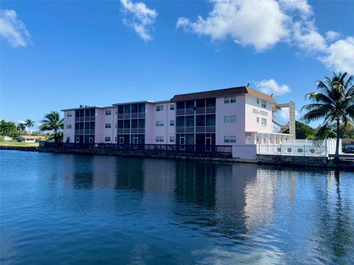 apt-304-2775 Taft St, Hollywood, FL, 33020-2915 | Card Image