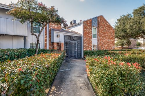 214-4317 Hartford St, Dallas, TX, 75219-2686 | Card Image
