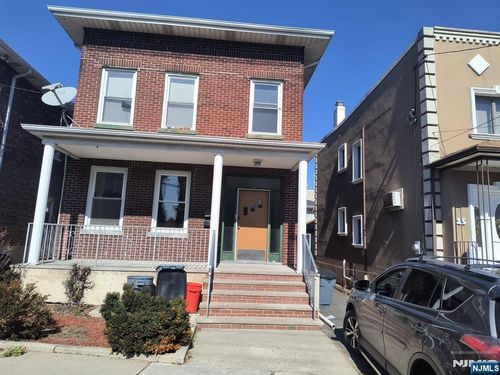 17 Laird Pl, Cliffside Park, NJ, 07010-1246 | Card Image