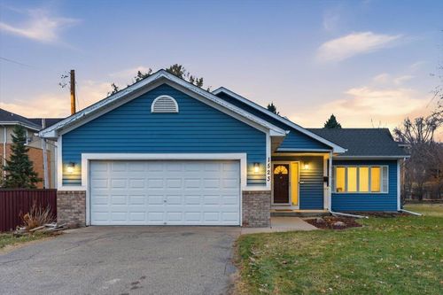 1523 4th St N, South Saint Paul, MN, 55075-1817 | Card Image