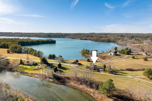 68 Belvedere Road, Nobleboro, ME, 04555 | Card Image