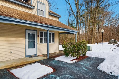 9-9 Kennedy Dr, North Chelmsford, MA, 01863-1547 | Card Image