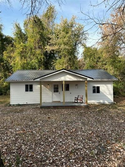 7621 N Ash Street, House other with 2 bedrooms, 1 bathrooms and null parking in Harrison AR | Image 1