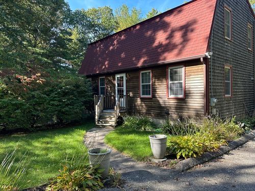 30 Carol Dr, Hope Valley, RI, 02832-1214 | Card Image