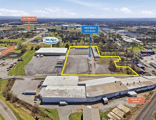 1020 E Jefferson Street, Siloam Springs, AR, 72761 | Card Image