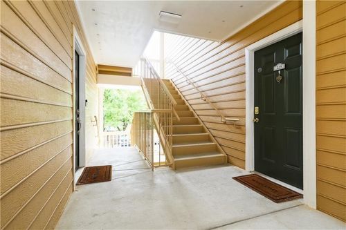 225 Bentley Pl, Tucker, GA, 30084-2176 | Card Image