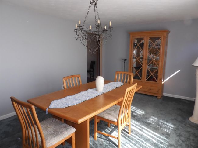 87 N Lowell Rd, House other with 3 bedrooms, 1 bathrooms and null parking in Windham NH | Image 6