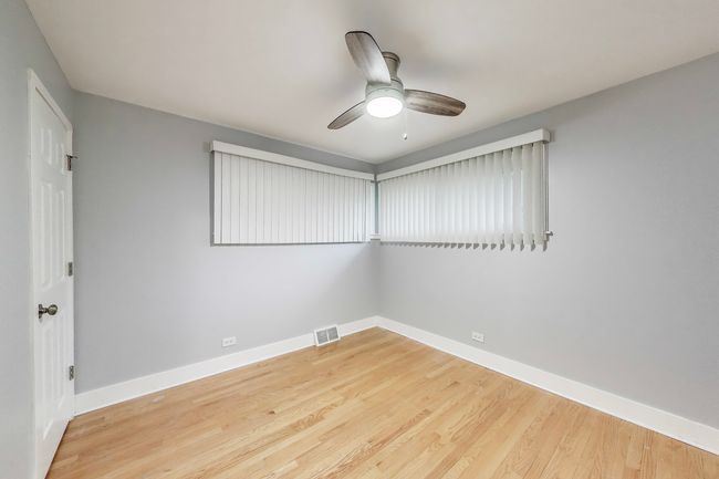 7734 Linden Ave, House other with 3 bedrooms, 2 bathrooms and 2 parking in Darien IL | Image 18