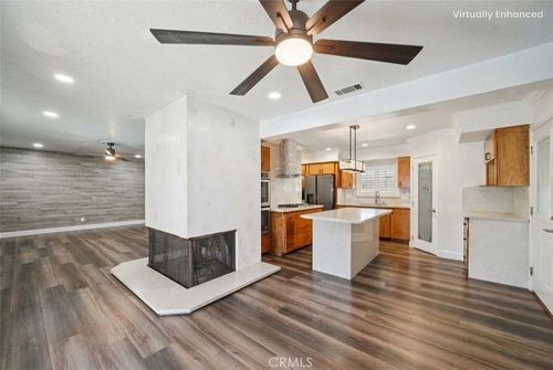 1-901 N Acacia Ave, Rialto, CA, 92376-4438 | Card Image