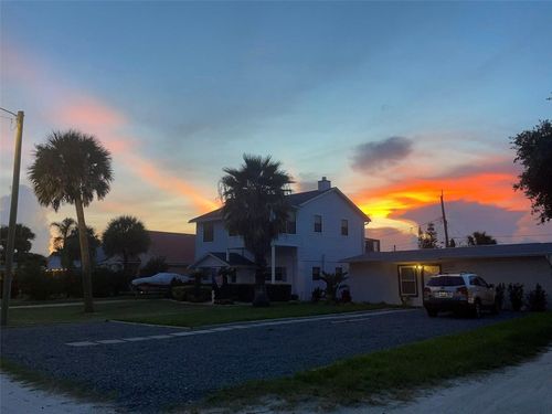 834 E 25th Avenue, NEW SMYRNA BEACH, FL, 32169 | Card Image