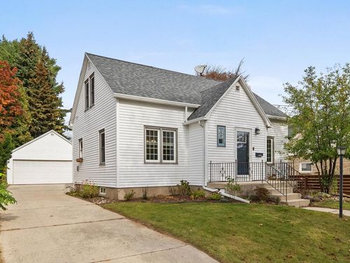 1510 Philippen Street, Manitowoc, WI, 54220 | Card Image