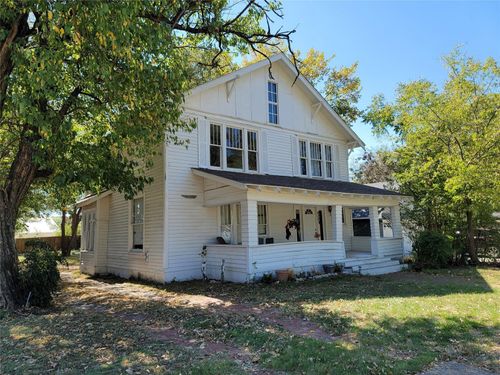 428 W Morgan St, Denison, TX, 75020-4616 | Card Image