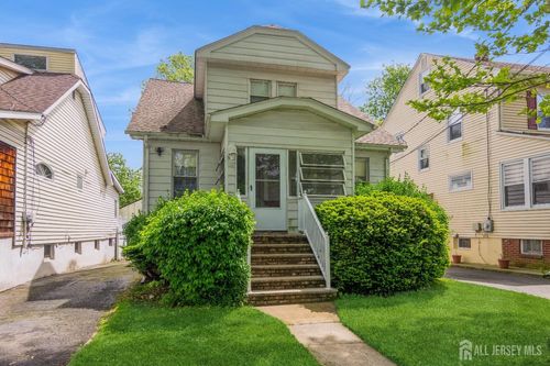 83 S Maple Avenue, Springfield, NJ, 07081 | Card Image