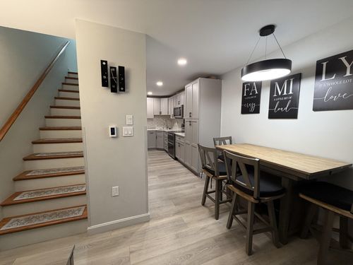 20-35 Mathews Ave, Waterville, ME, 04901-5259 | Card Image