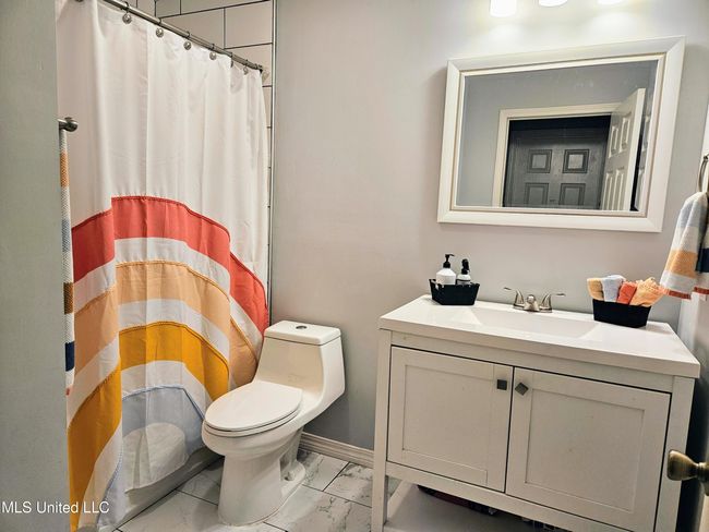 Bathroom | Image 30