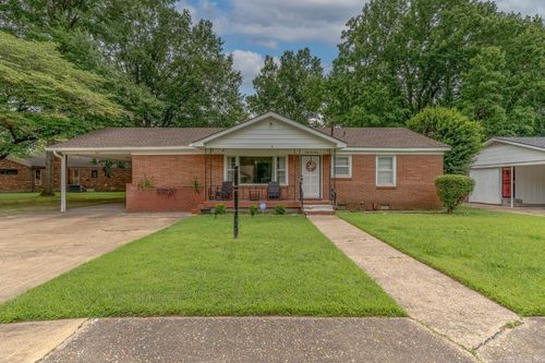 423 Laughrun Dr, Forrest City, AR, 72335-2071 | Card Image