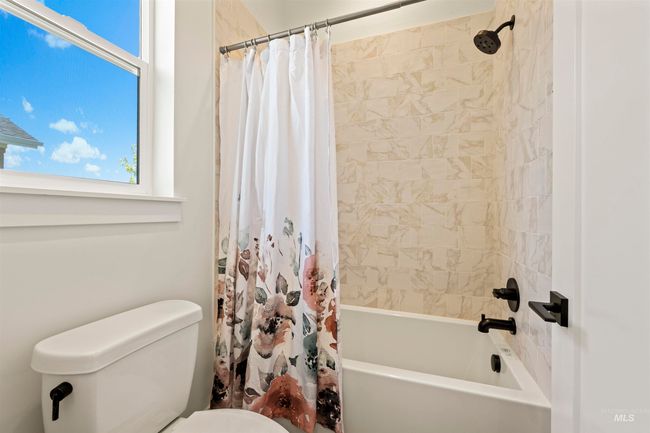 5696 W Polecat Dr, House other with 3 bedrooms, 3 bathrooms and 3 parking in Eagle ID | Image 25