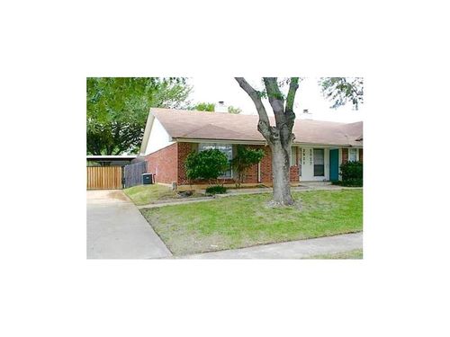 2921 Clover Ln, Euless, TX, 76039-7816 | Card Image