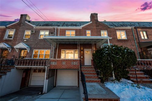 6616 Clyde St, Rego Park, NY, 11374-5142 | Card Image