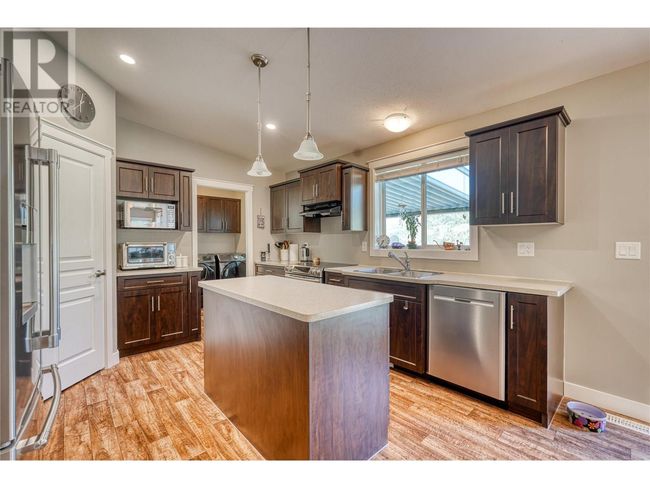 189 Resolute Rd, House other with 2 bedrooms, 3 bathrooms and null parking in Kaleden BC | Image 15