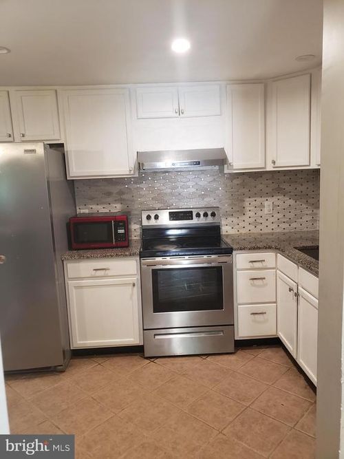 3 Sagebrush Ct, BALTIMORE, MD, 21236-2826 | Card Image