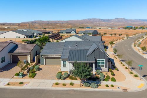5722 S Alder Grove Dr, St George, UT, 84790-2724 | Card Image