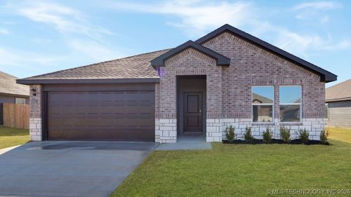 8527 E El Paso Street, Broken Arrow, OK, 74014 | Card Image