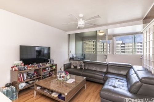 214-1423 Emerson St, Honolulu, HI, 96813-2128 | Card Image