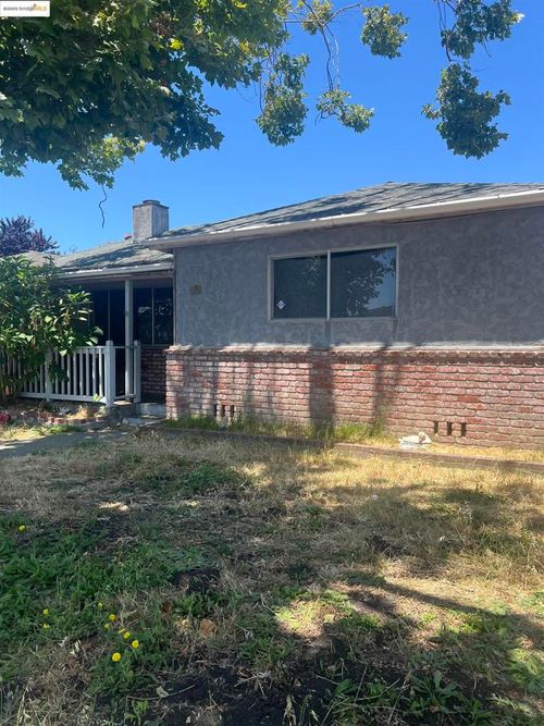 1401 Via Coralla, San Lorenzo, CA, 94580-2728 | Card Image