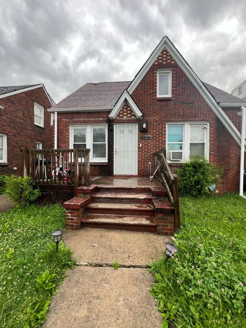 19225 Conley St, Detroit, MI, 48234-2247 | Card Image
