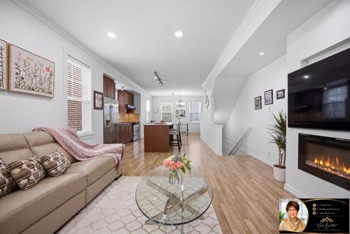 80-688 Edgar Ave, Coquitlam, BC, V3K0A5 | Card Image