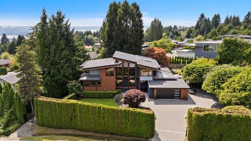 865 Andover Cres, West Vancouver, BC, V7S1Y5 | Card Image