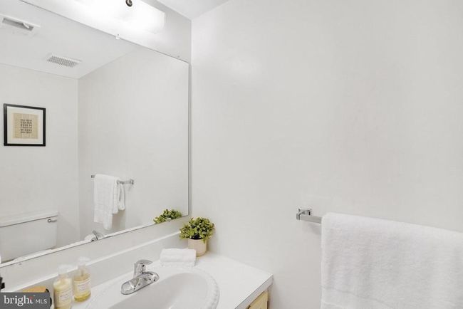 11877 Barrel Cooper Ct, Townhouse with 3 bedrooms, 3 bathrooms and null parking in RESTON VA | Image 8