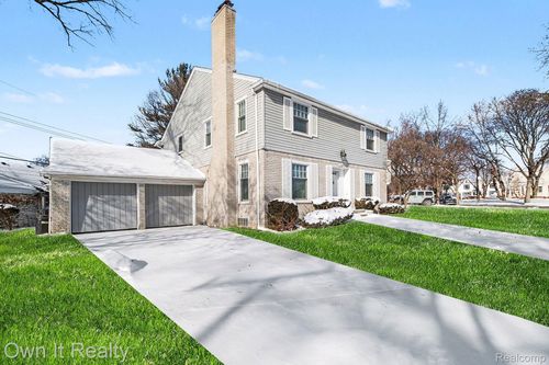 746 S Highland St, Dearborn, MI, 48124-1641 | Card Image