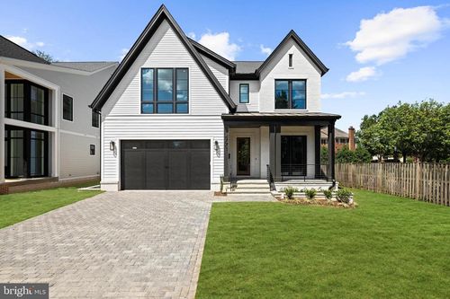 4771 26th St N, ARLINGTON, VA, 22207-2604 | Card Image