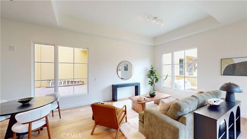 203-1878 E Walnut Street, Pasadena, CA, 91107 | Card Image