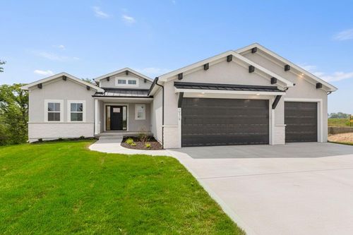 16980 S Bradley Dr, Olathe, KS, 66062-3910 | Card Image