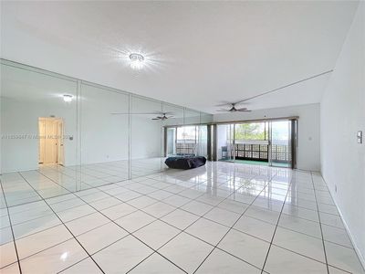 210 - 3301 Spanish Moss Ter, Condo with 2 bedrooms, 2 bathrooms and null parking in Lauderhill FL | Image 1