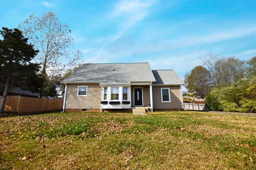 422 Cook Dr, Clarksville, TN, 37042-3857 | Card Image