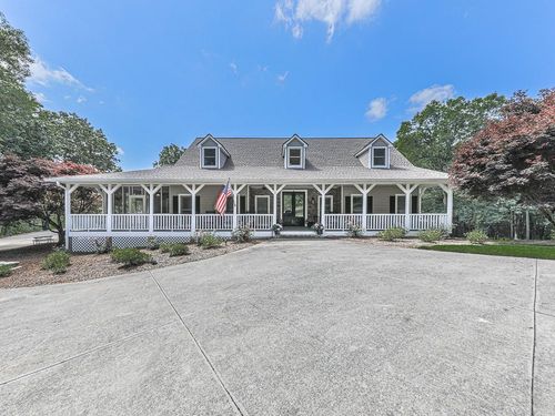 397 Thomas Rd, dallas, GA, 30132-1827 | Card Image