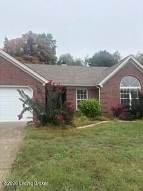 7408 Warrenton Hill Ct, Louisville, KY, 40291-6715 | Card Image