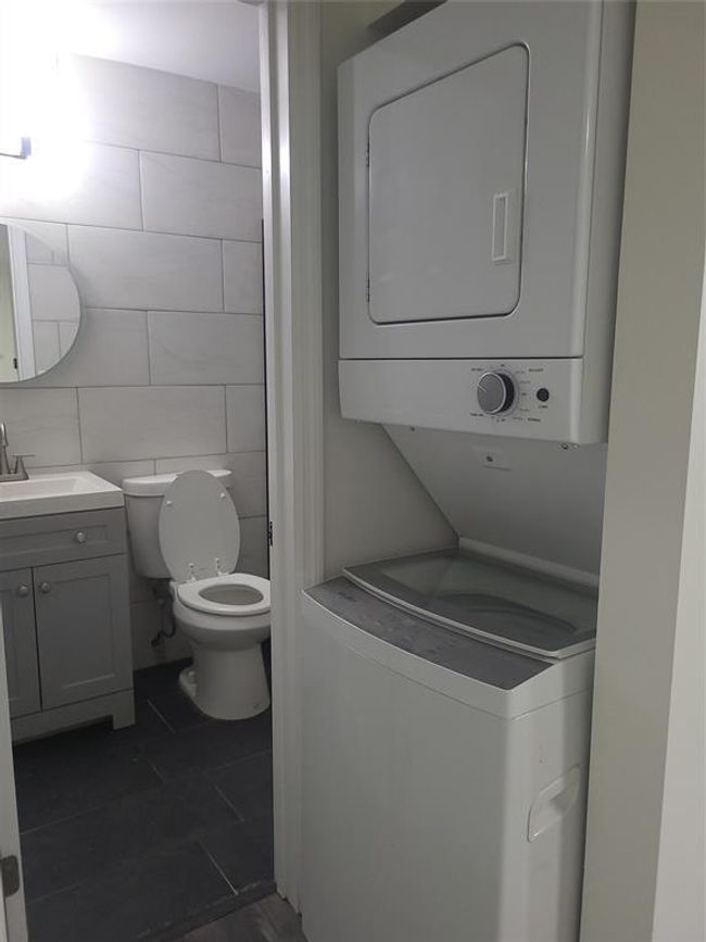 APT-1 - 819 Nw 3 Rd Ave, Home with 2 bedrooms, 1 bathrooms and null parking in Fort Lauderdale FL | Image 5