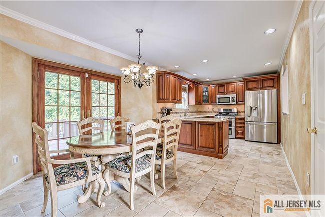 40 Jared Blvd, House other with 5 bedrooms, 5 bathrooms and null parking in Kendall Park NJ | Image 9