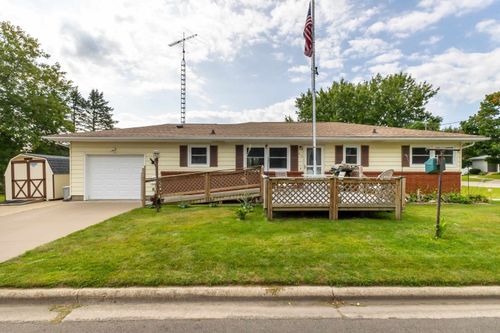 875 Williams St, Platteville, WI, 53818-1043 | Card Image