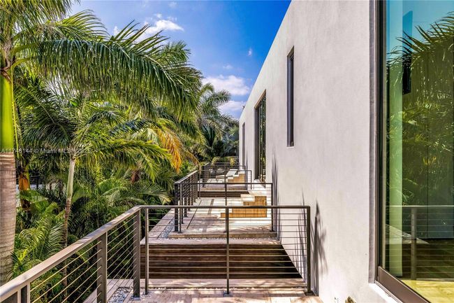 250 Ocean Blvd, House other with 8 bedrooms, 10 bathrooms and null parking in Golden Beach FL | Image 74