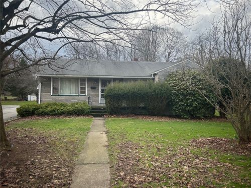 49 Haywood St, West Middlesex, PA, 16159-3605 | Card Image