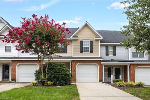 2703 N Keswick Way, Greensboro, NC, 27410-9724 | Card Image