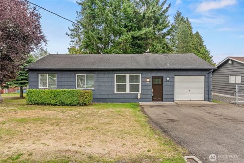 932 S Nevada Drive, Longview, WA, 98632 | Card Image