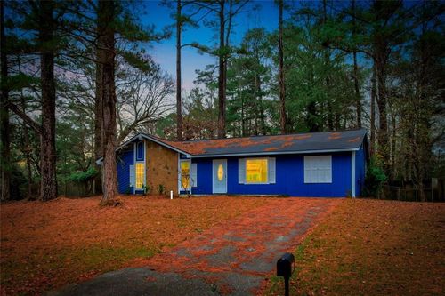 8962 Bentwood Ln, Riverdale, GA, 30274-4511 | Card Image